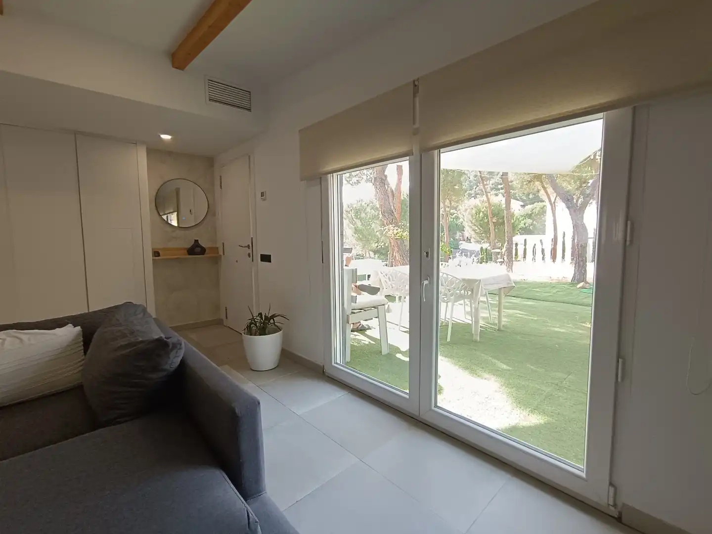 Sala d'estar de Casa o xalet en venda en Villanueva del Pardillo amb Aire condicionat, Calefacció i Jardí privat