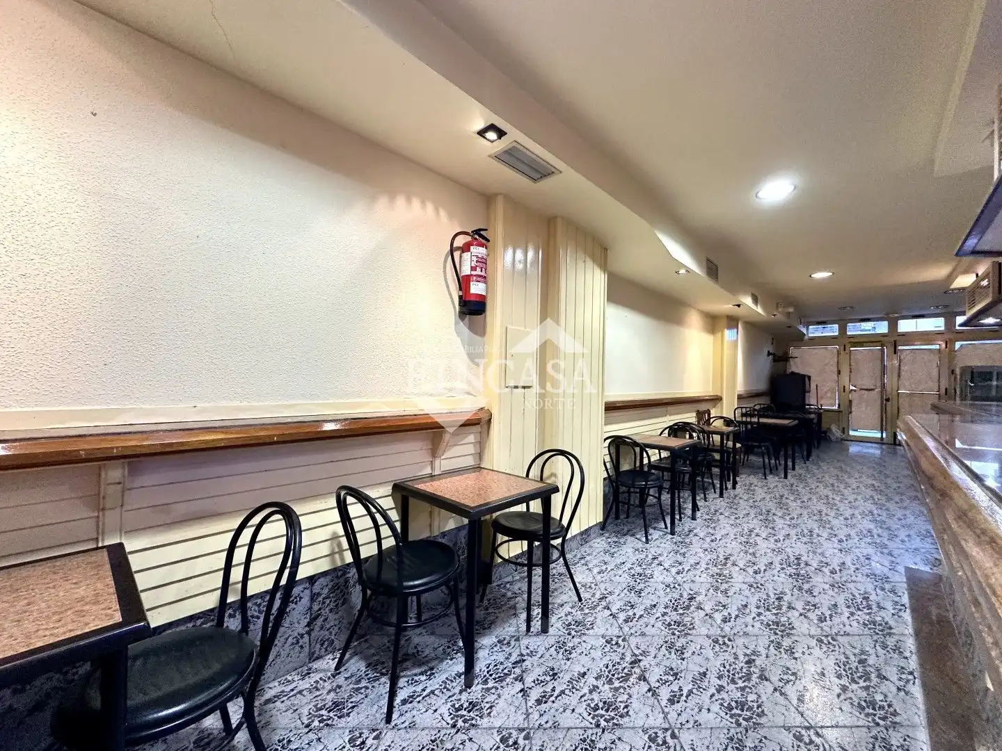 Business premises for sale in Calle Comandante Villar, imagen 5