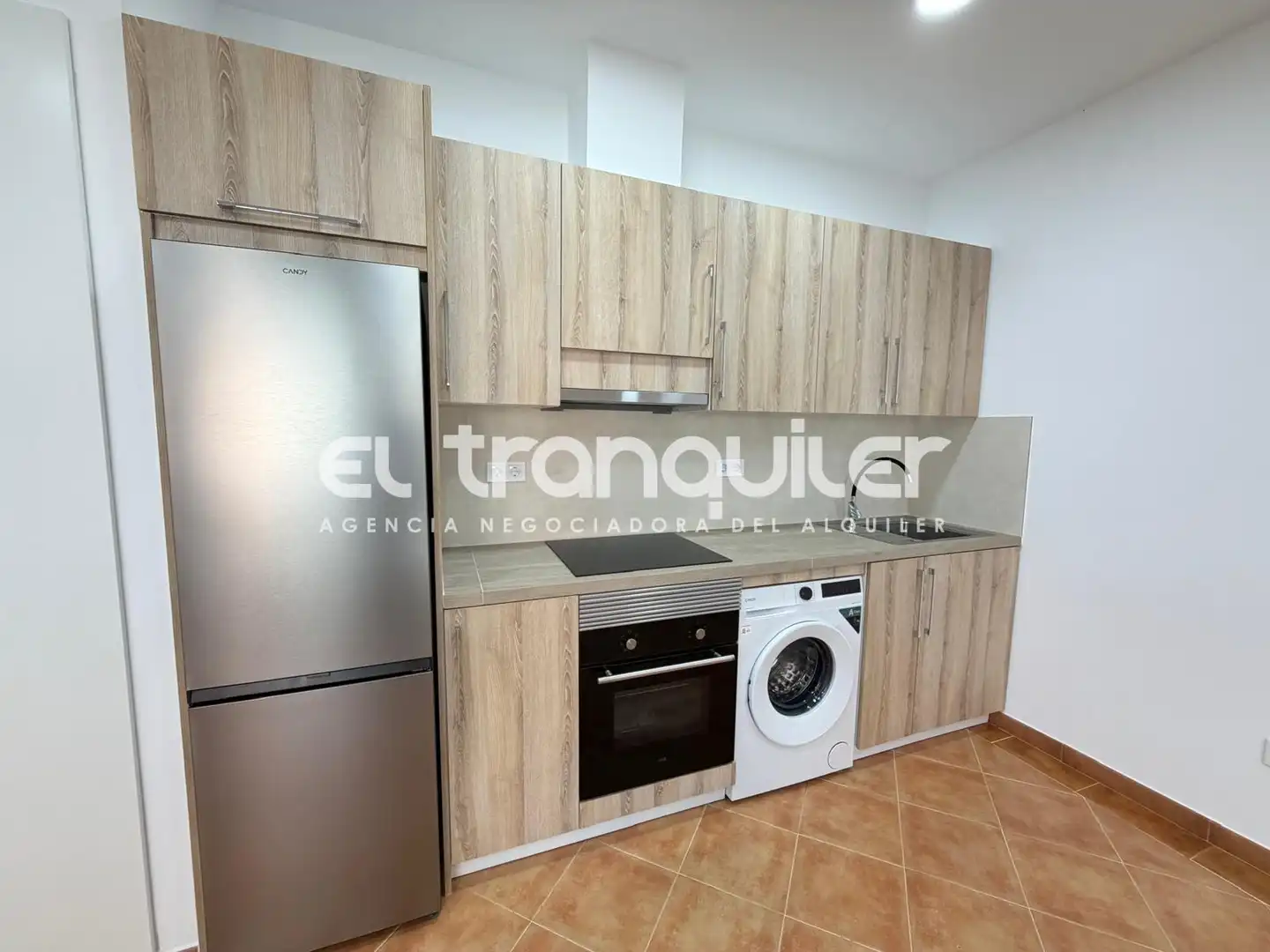 Cuina de Pis de lloguer en Pozuelo de Alarcón amb Aire condicionat