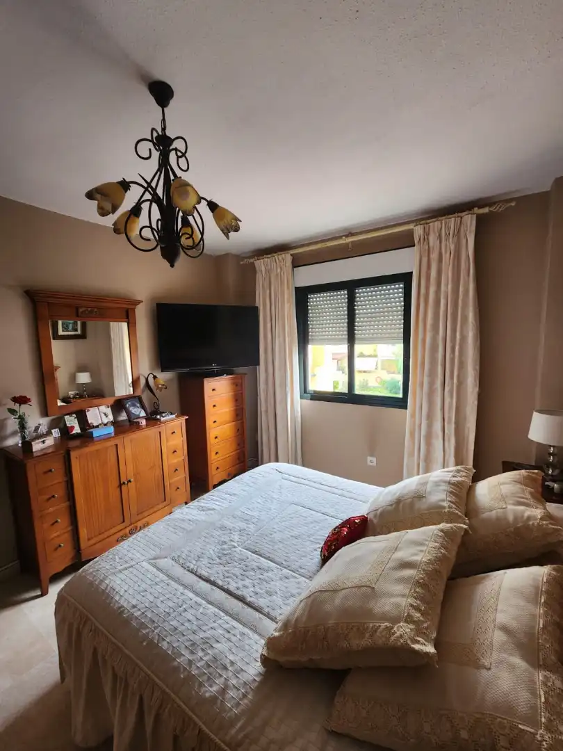 Bedroom of Flat for sale in Marbella  with Terrace, Oven and Microwave