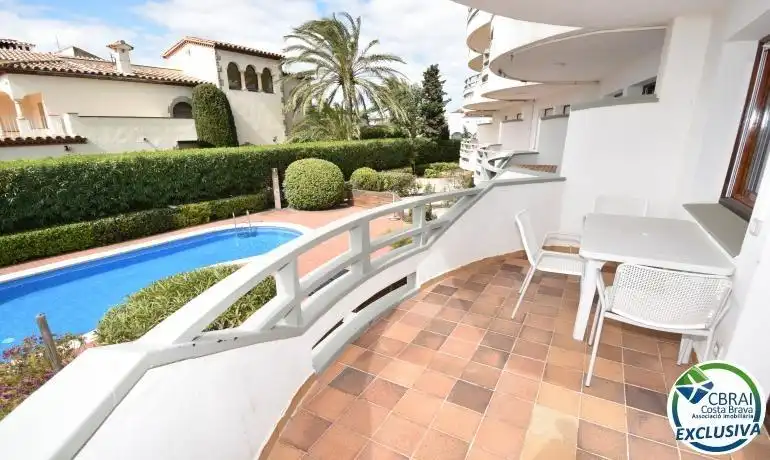 Terrassa de Edifici en venda en Empuriabrava