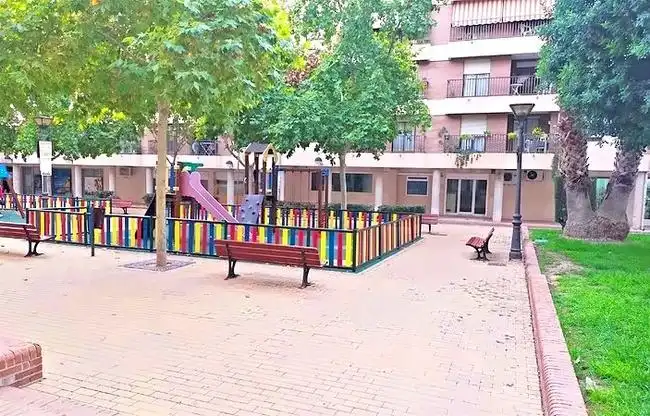 Vista exterior de Pis en venda en Petrer