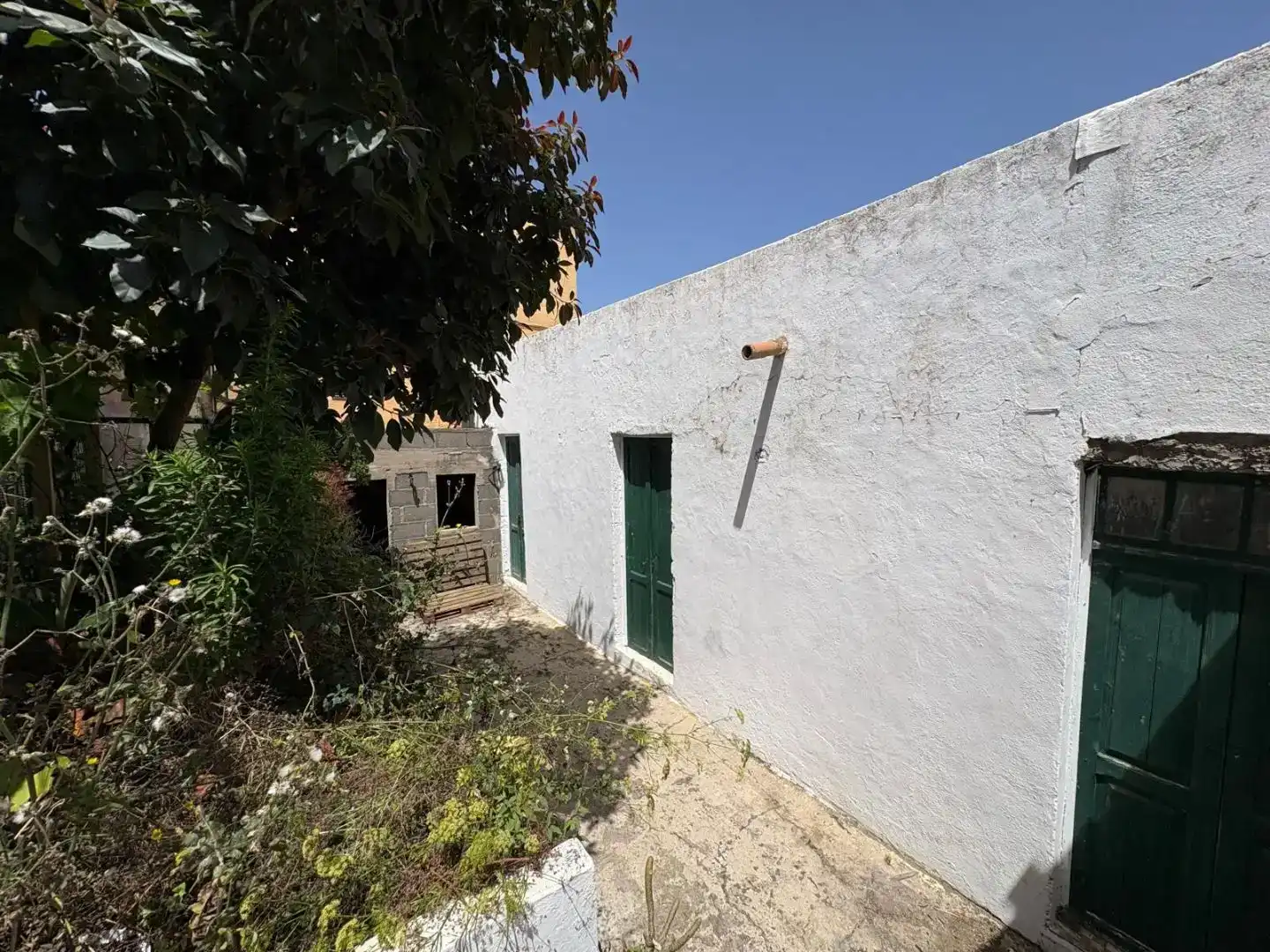 Vista exterior de Casa adosada en venda en Los Realejos amb Balcó
