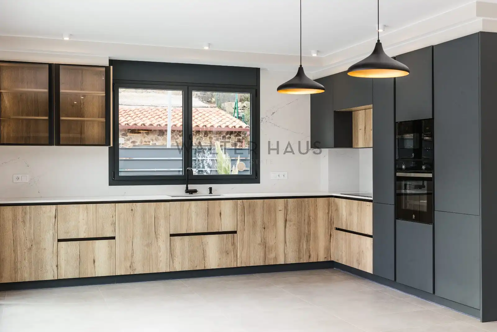 Chalet con piscina en venta en Carrer del Montsià, imagen 4