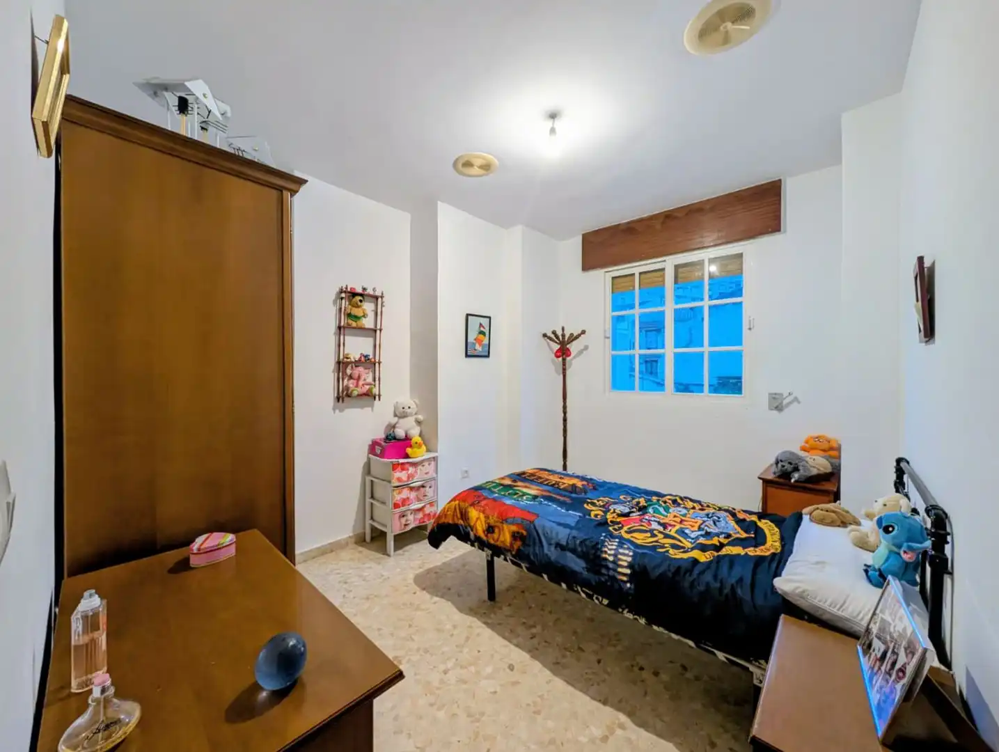 Dormitori de Casa o xalet en venda en Loja amb Aire condicionat, Terrassa i Traster