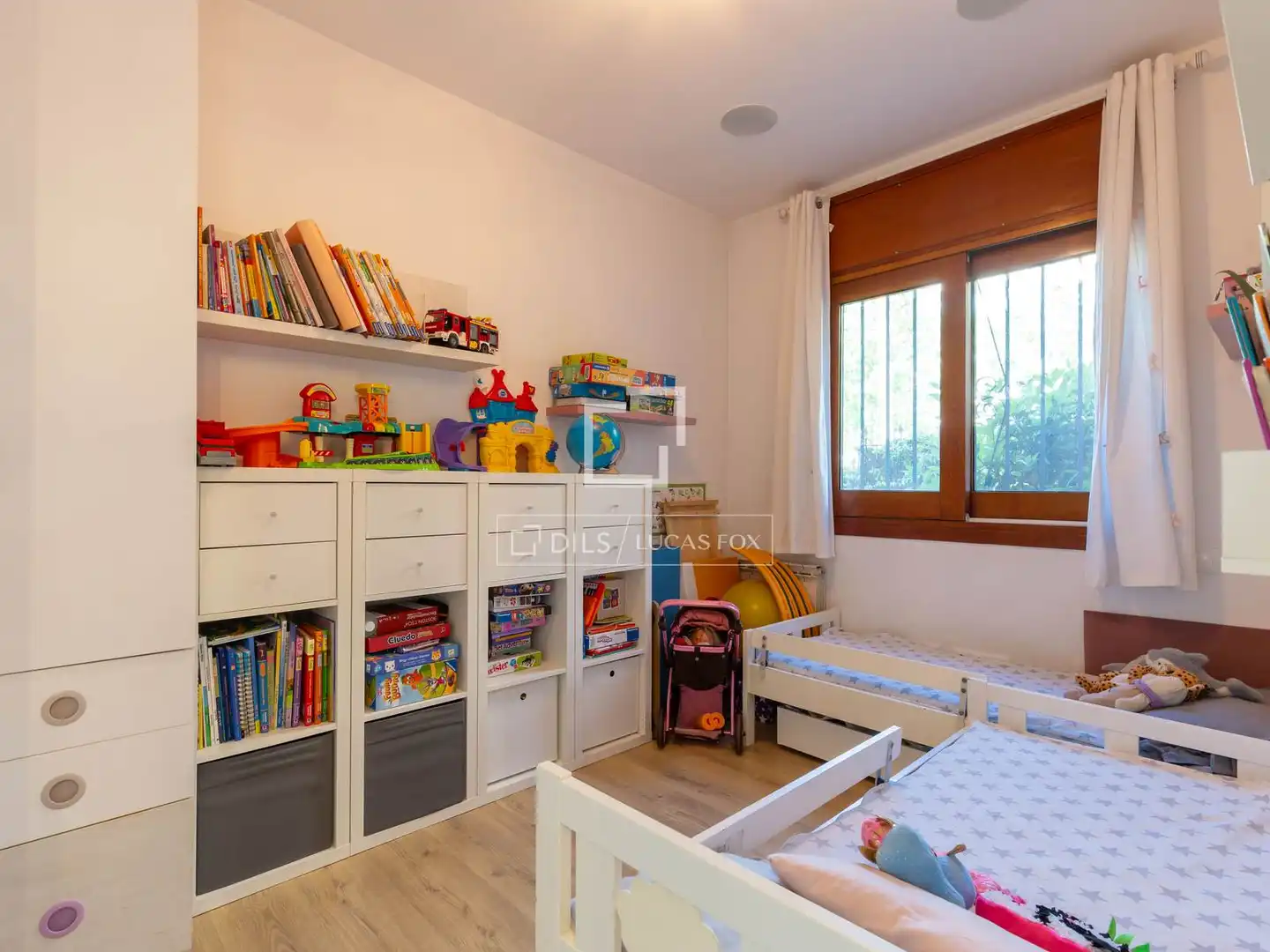 Habitación de Piso en venta en Esplugues de Llobregat con Aire acondicionado, Calefacción y Jardín privado