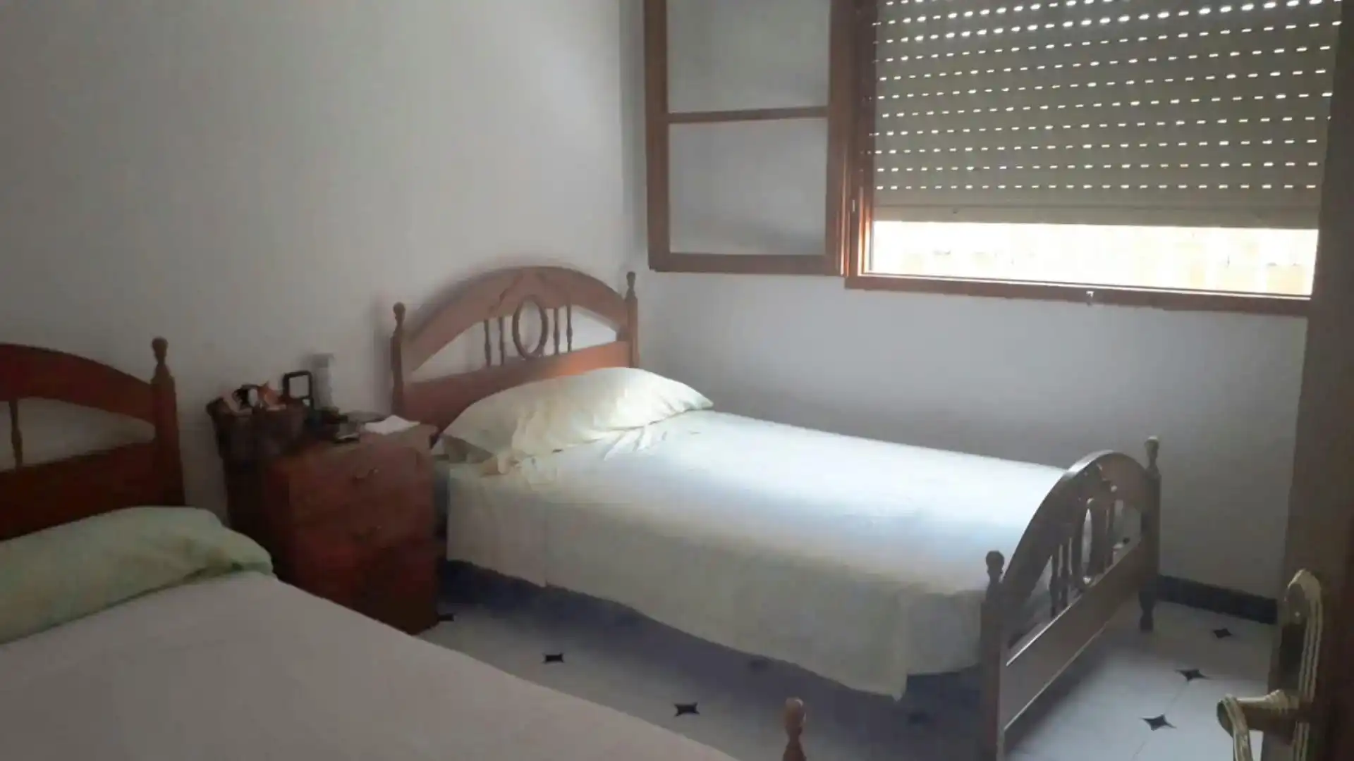 Habitación de Piso en venta en Fuente-Tójar con Jardín privado, Trastero y Amueblado