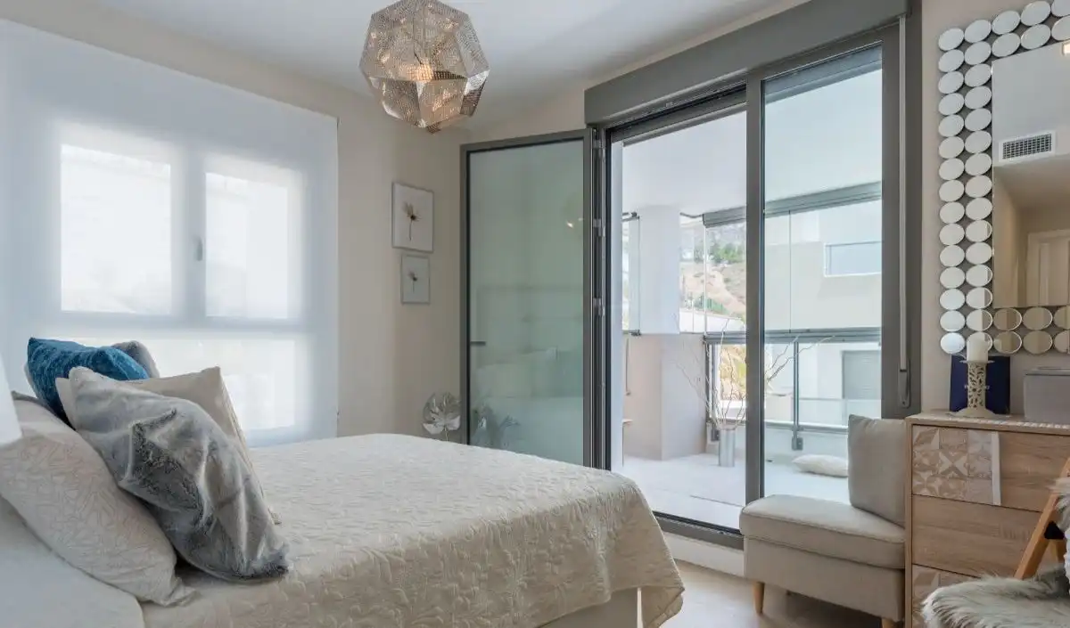 Flat with pool for sale in Avenida de Benalmádena 18, imagen 4