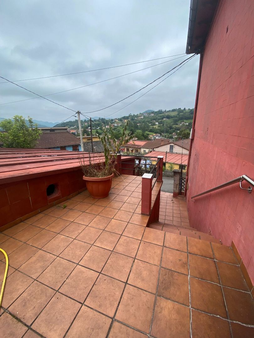 Terrassa de Casa o xalet en venda en Langreo amb Calefacció, Terrassa i Traster