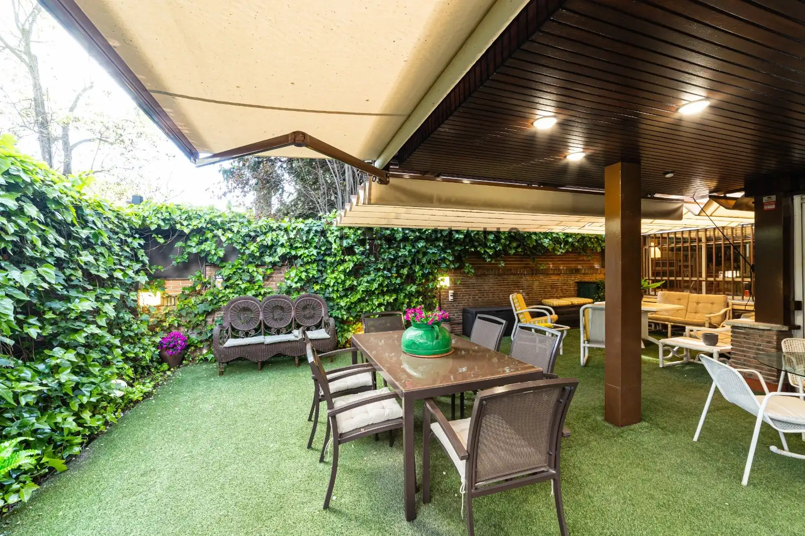 Terraza de Piso en venta en Madrid con Aire acondicionado, Calefacción y Jardín privado
