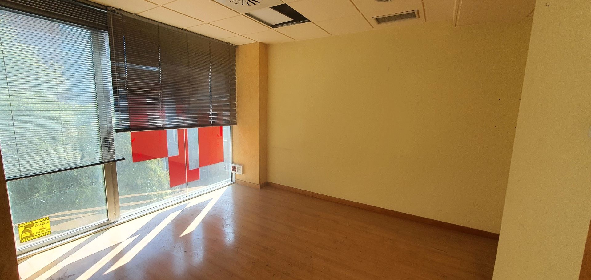 Premises for sale in Estació de França