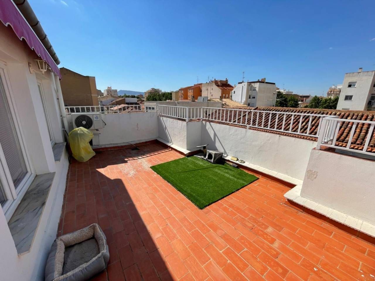 Terrassa de Àtic en venda en Almansa amb Aire condicionat