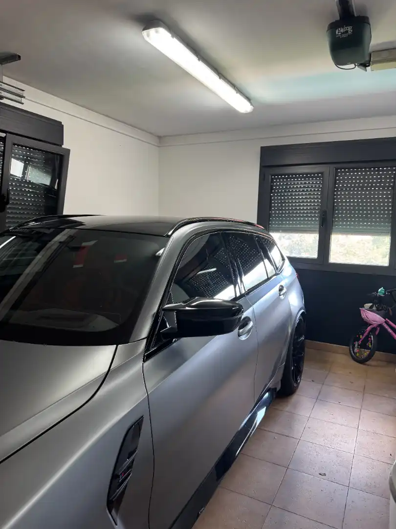 Aparcament de Casa o xalet en venda en Avilés amb Calefacció, Jardí privat i Parquet