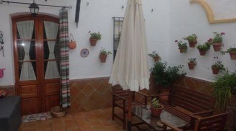 Casa DE 2 PLANTAS. Compuesta por: -Planta baja: 3 dormitorios, salita, salón comedor, cocina, 1 baño completo y otro baño en el pa, imatge 3