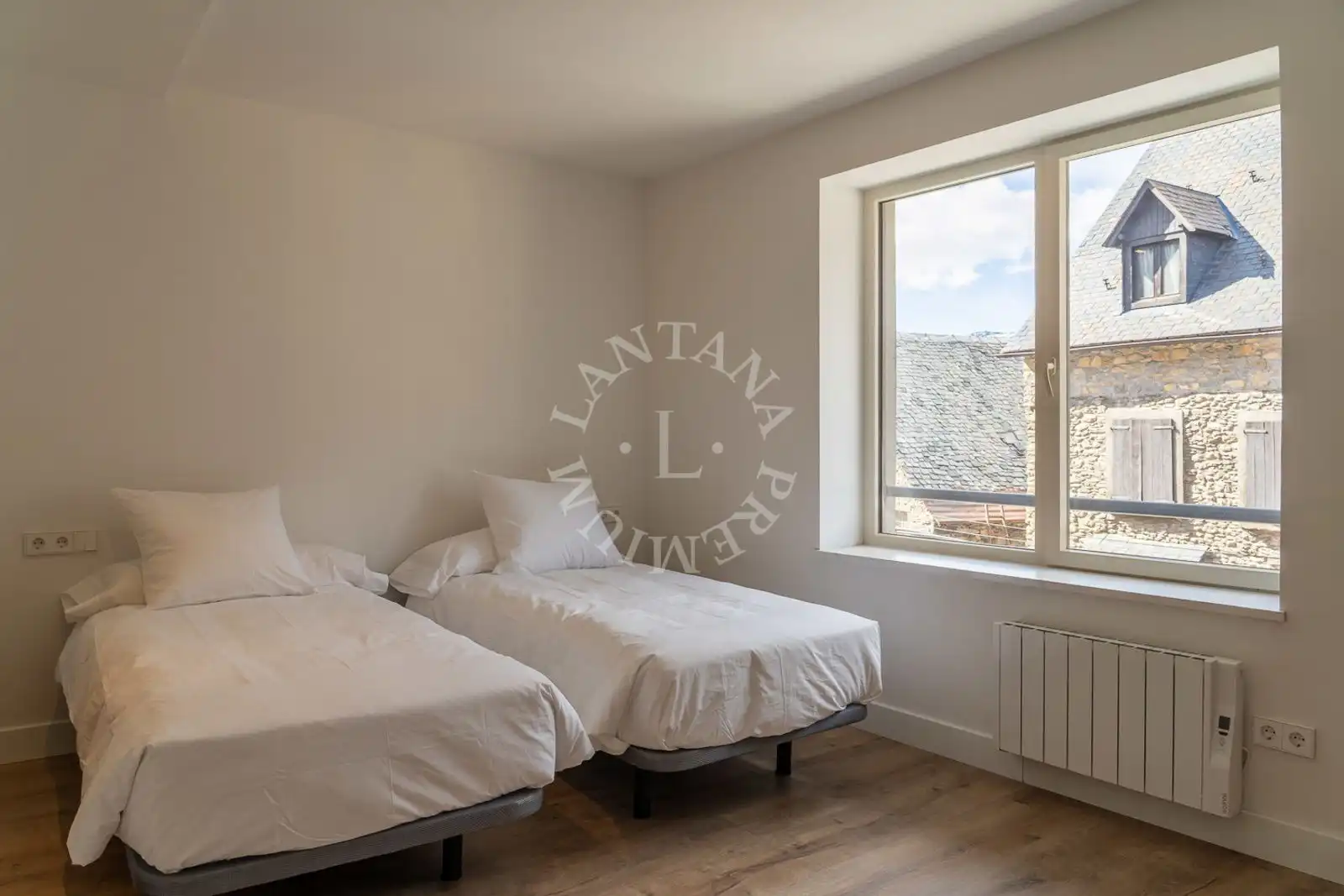 Dormitori de Casa o xalet en venda en Naut Aran amb Terrassa