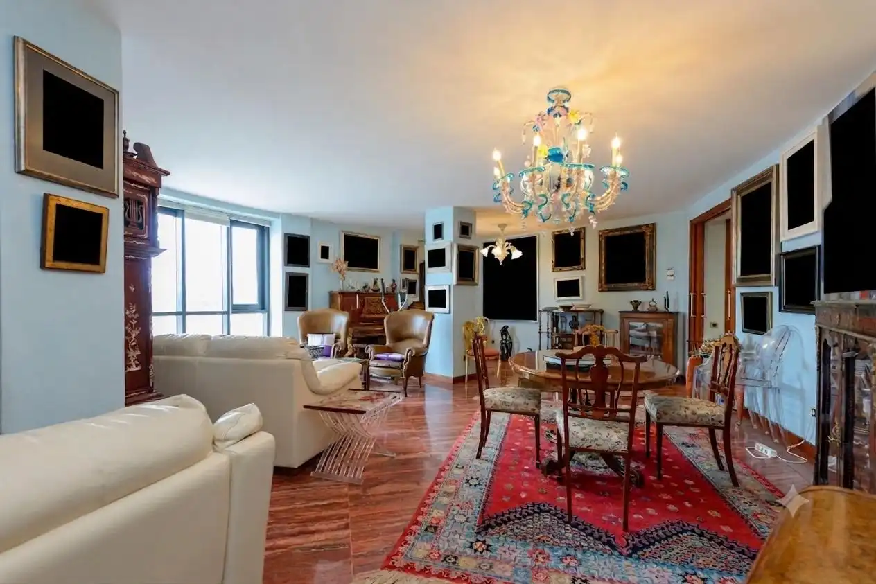Living room of Flat for sale in Oviedo   with Heating and Jacuzzi