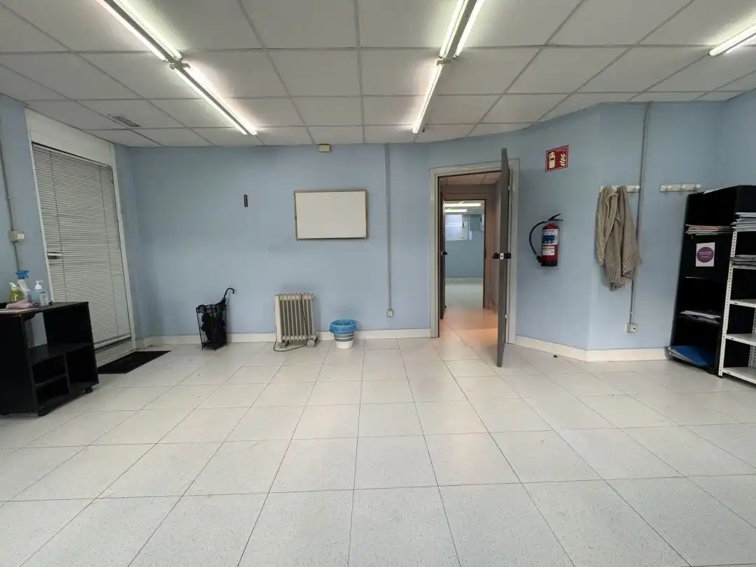 Business premises to rent in Bergara, imagen 3