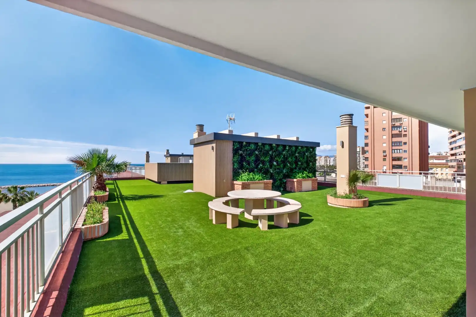 Terraza de Ático en venta en Málaga con Aire acondicionado, Terraza y Piscina