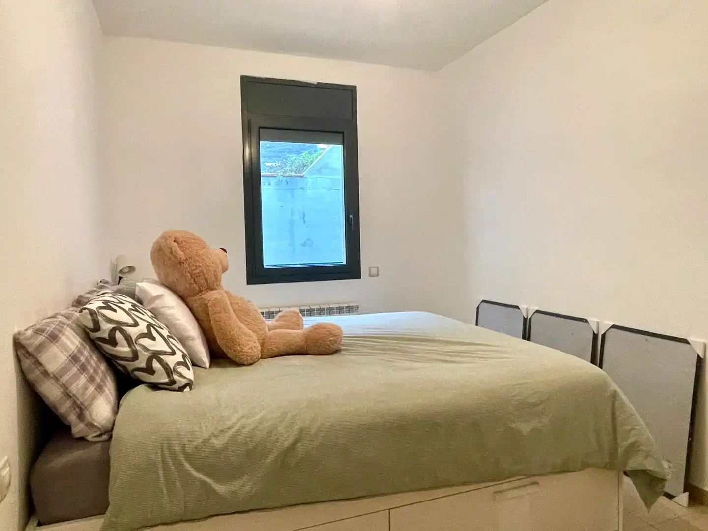 Schlafzimmer von Wohnung zur Miete in Castellbell i el Vilar mit Heizung, Möbliert und Ofen