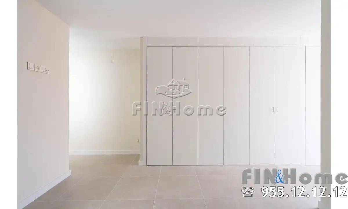Habitación de Ático en venta en Sevilla con Aire acondicionado, Calefacción y Jardín privado