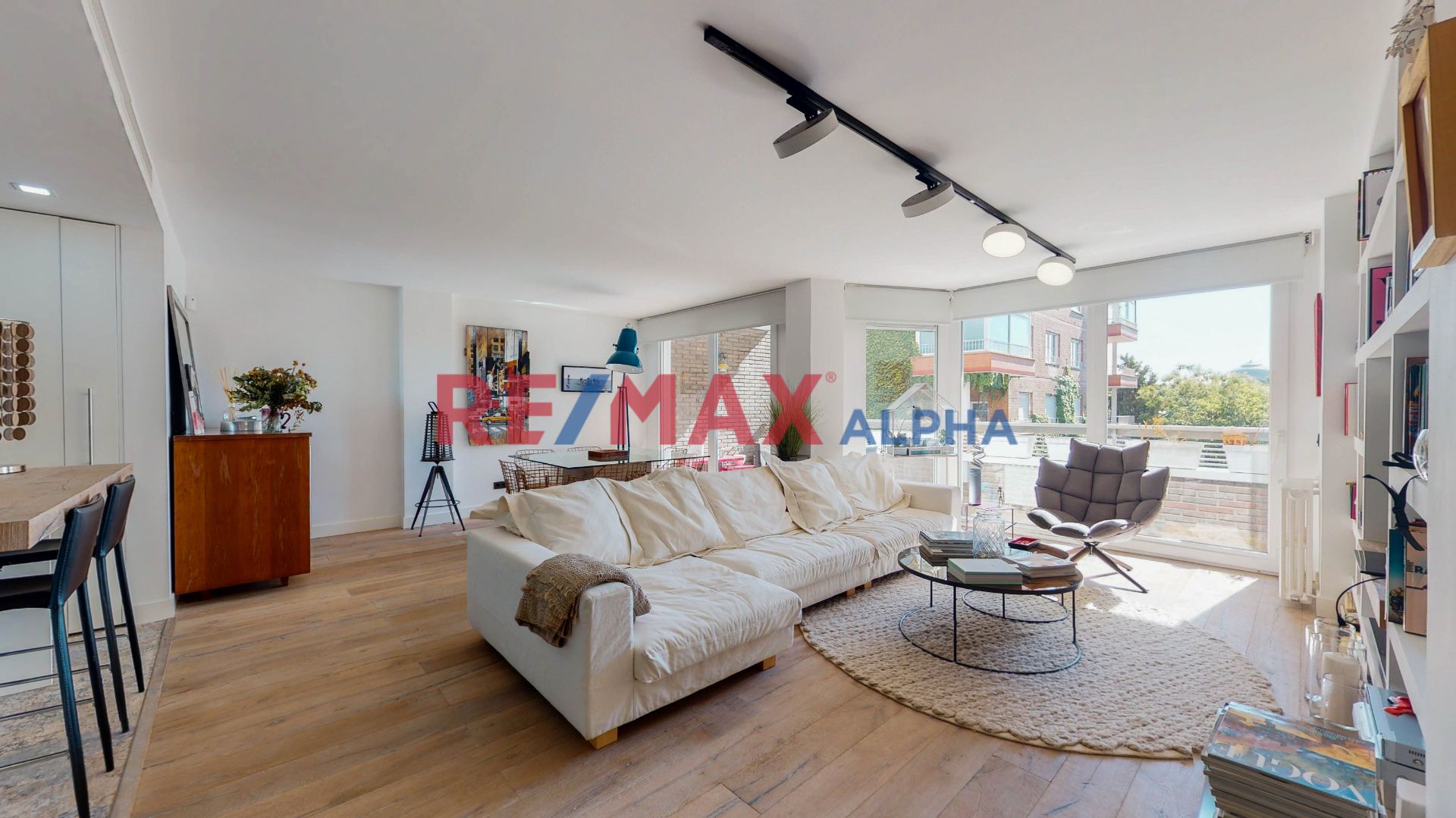 Vista exterior de Pis de lloguer en  Madrid Capital amb Aire condicionat, Calefacció i Terrassa