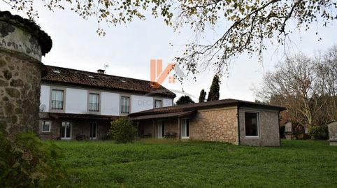 SE VENDE CASONA CON FINCA DE 20.000M2 Y PISCINA, EN ZONA DE OZA.