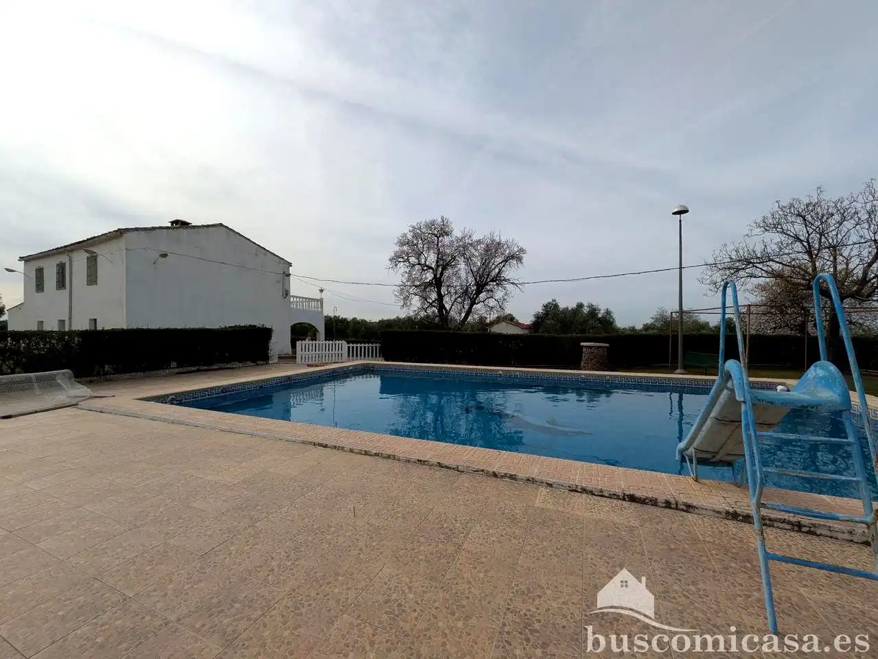 Piscina de Finca rústica en venda en Baeza amb Jardí privat, Terrassa i Traster