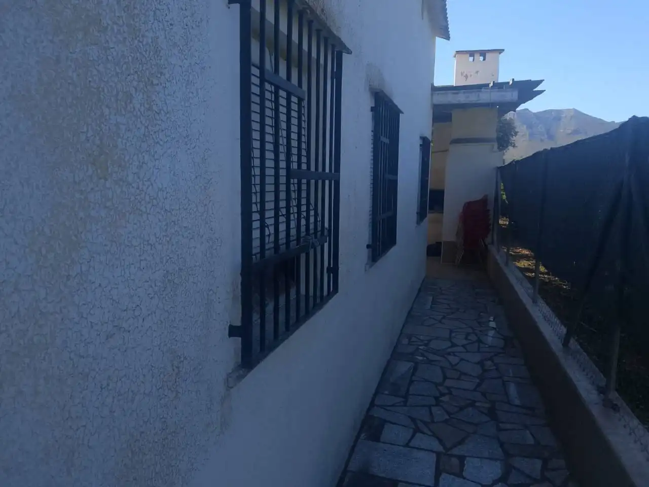 Vista exterior de Casa o xalet en venda en Ador amb Terrassa, Piscina i Moblat