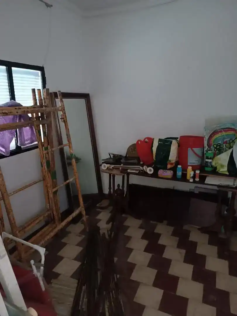 Sala d'estar de Casa o xalet en venda en Algeciras amb Aire condicionat