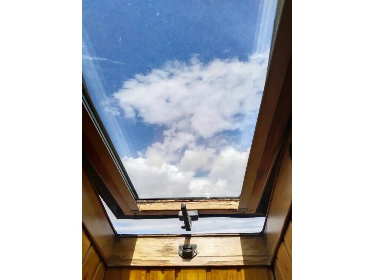 Vista exterior de Casa o xalet en venda en Villariezo amb Calefacció, Jardí privat i Parquet