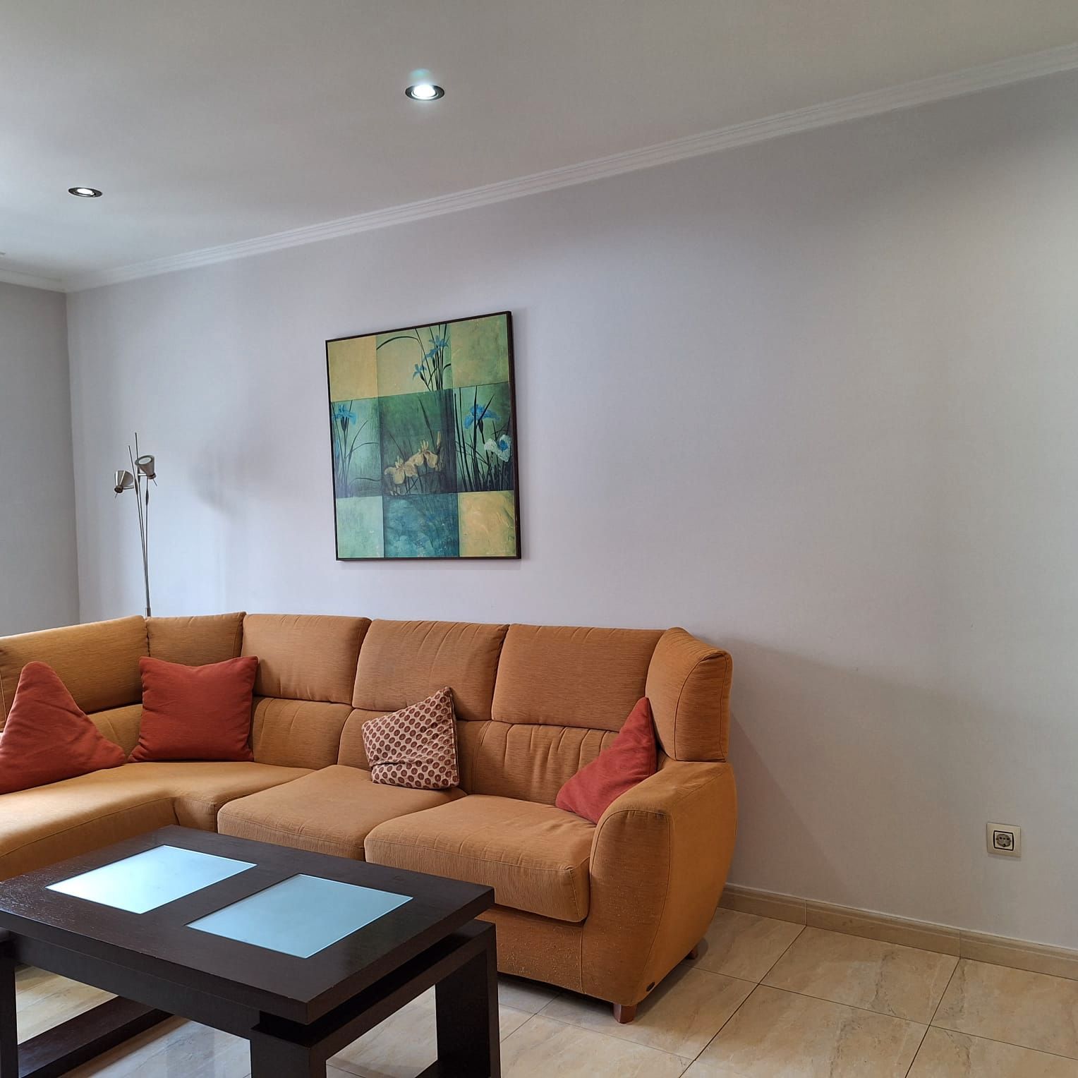 Living room of Flat to rent in Caldas de Reis  with Heating, Parquet flooring and Furnished