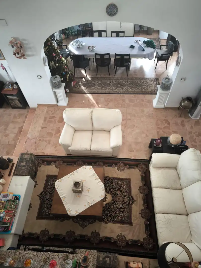 Sala d'estar de Casa o xalet en venda en Mont-roig del Camp amb Aire condicionat, Jardí privat i Terrassa