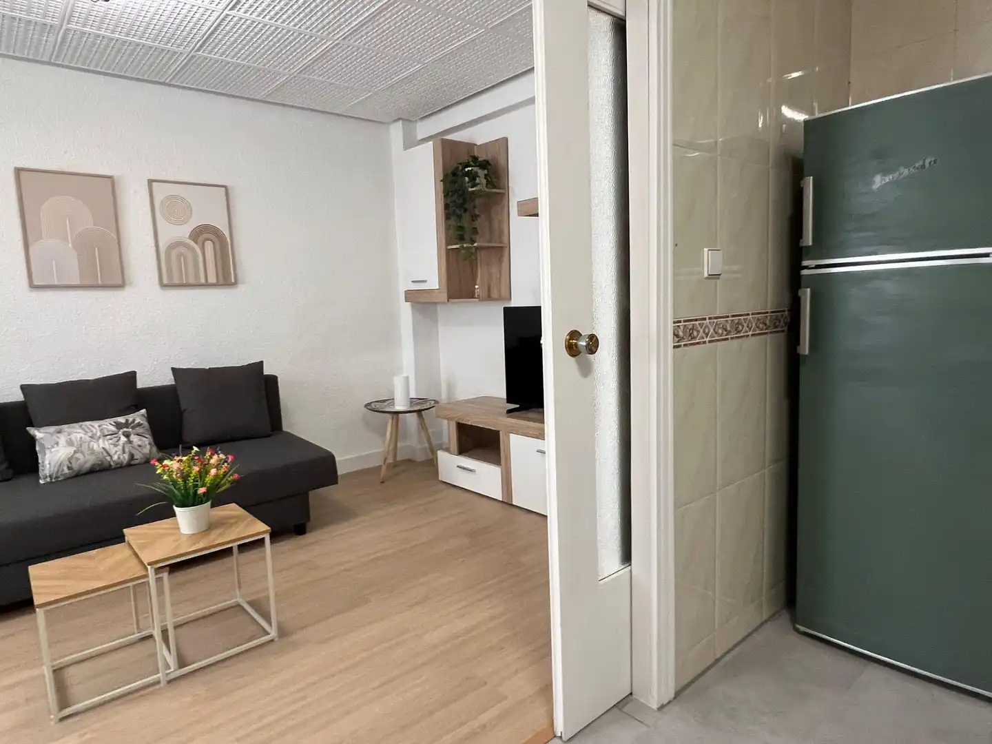 Flat for rent in Calle TORRES QUEVEDO, 51, Plaza Crevillente - Antiguos Juzgados - El Asilo
