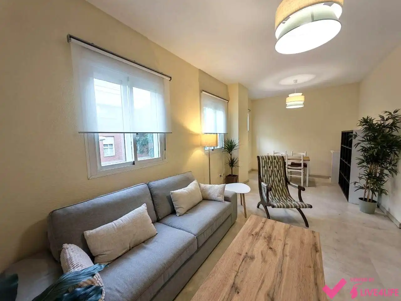Wohnzimmer von Maisonette zur Miete in Sevilla mit Klimaanlage, Terrasse und Möbliert