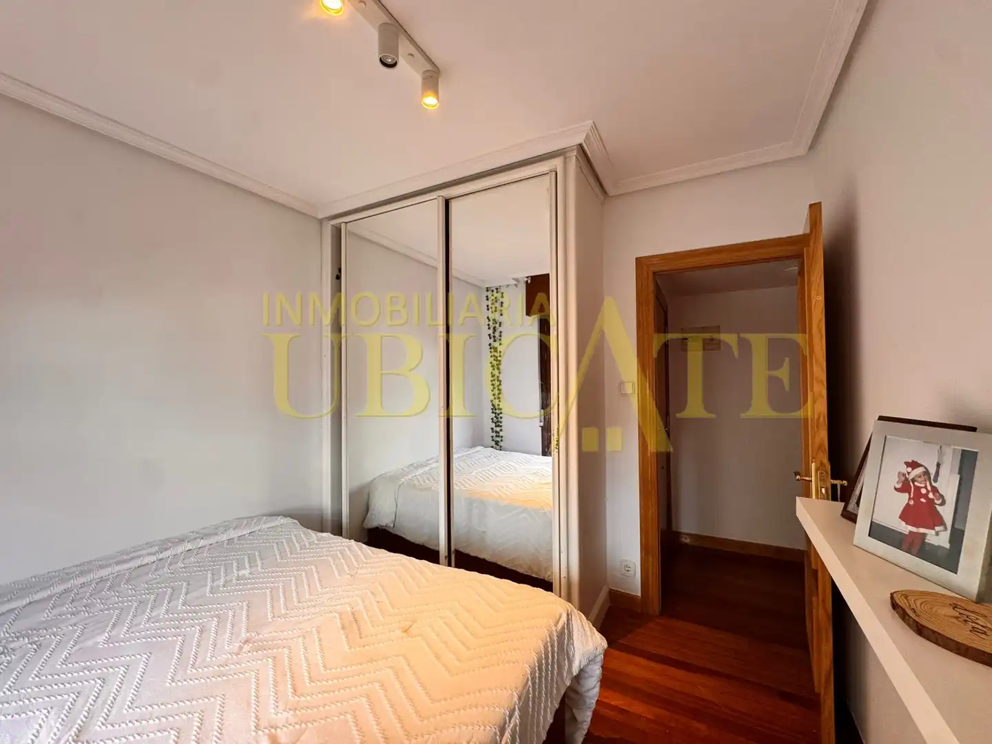 Habitación de Piso en venta en Castro-Urdiales con Calefacción, Terraza y Amueblado