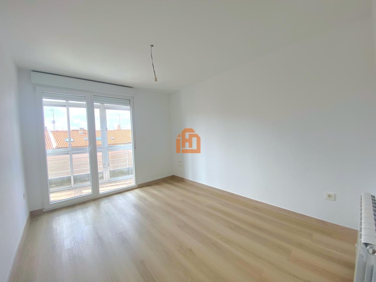 Bedroom of Flat to rent in León Capital   with Heating, Parquet flooring and Terrace