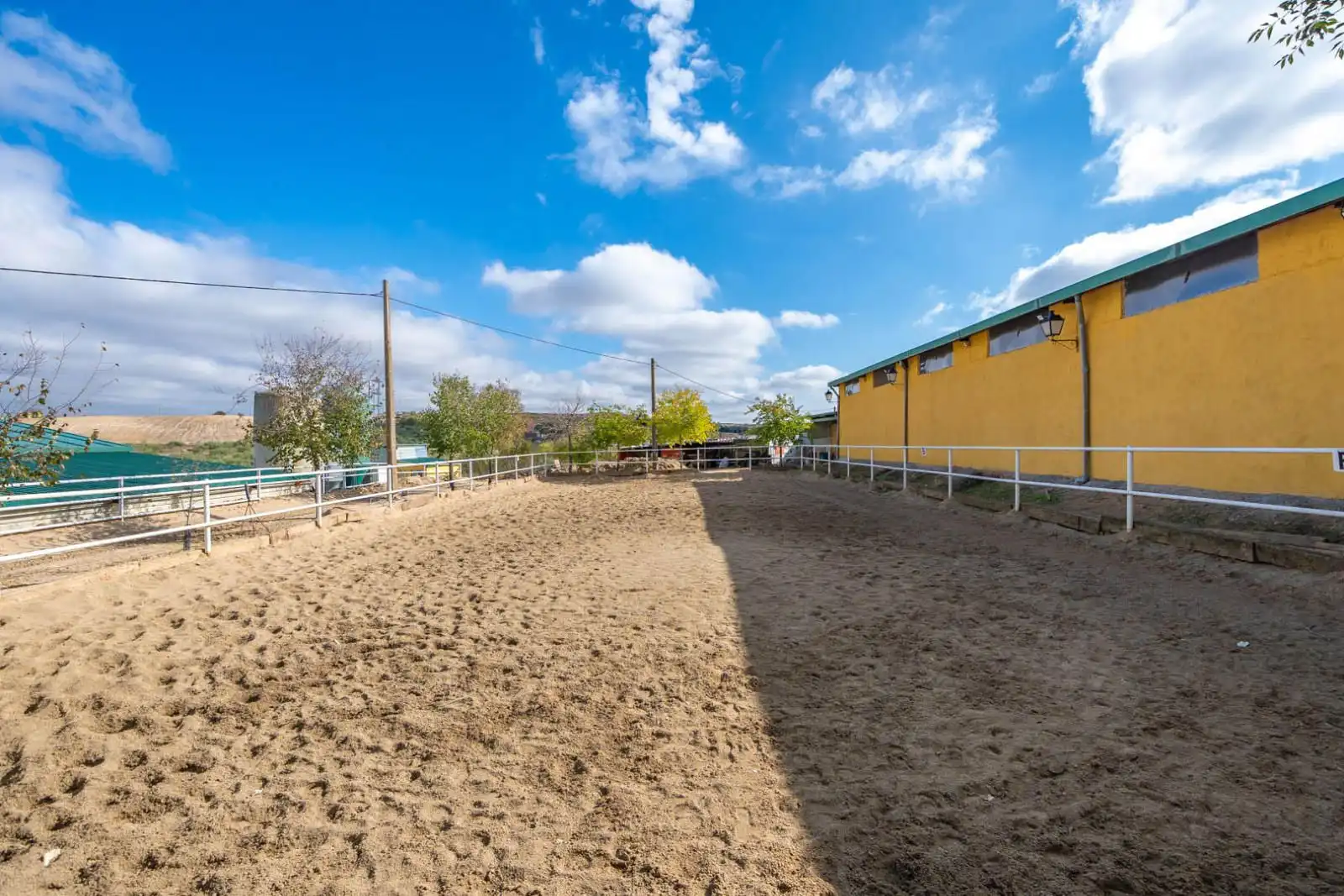 Grundstücke zum Verkauf in Olivares, Batres