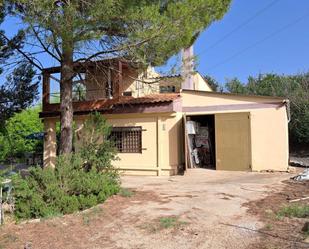 Exterior view of Country house for sale in Requena  with Private garden, Terrace and Storage room