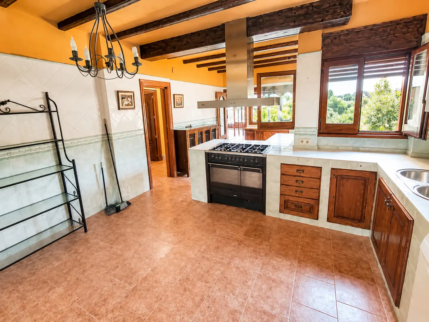 Cocina de Casa o chalet en venta en Montcada i Reixac con Calefacción y Jardín privado