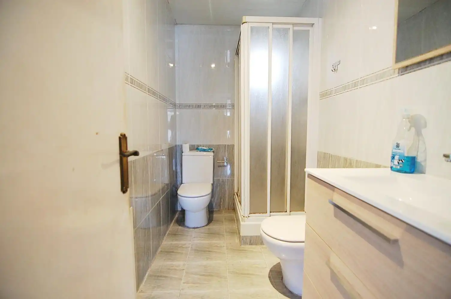 Baño de Ático en venta en Santa Coloma de Gramenet con Aire acondicionado, Calefacción y Terraza