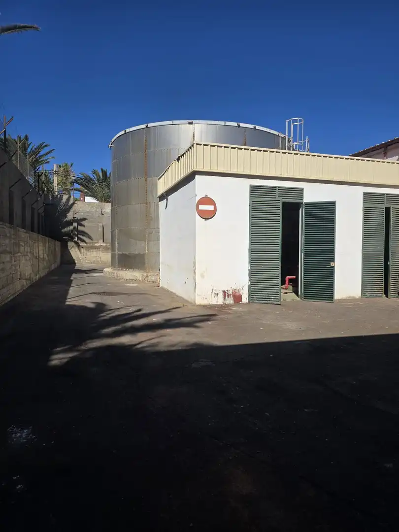 Außenansicht von Fabrikhallen zur Miete in Vega Lagunera
