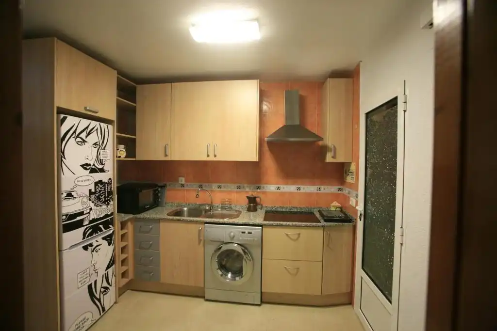 Cuina de Apartament de lloguer en Dénia amb Calefacció, Balcó i Piscina comunitària