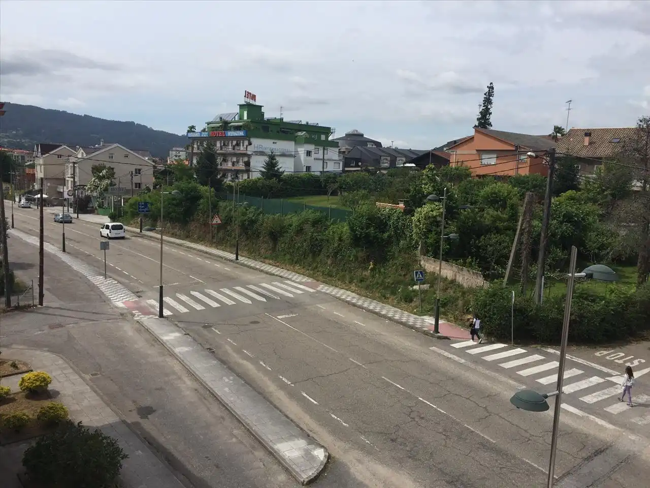 Wohngebäude zum Verkauf in Avenida Ant Palacios Cd, imagen 10