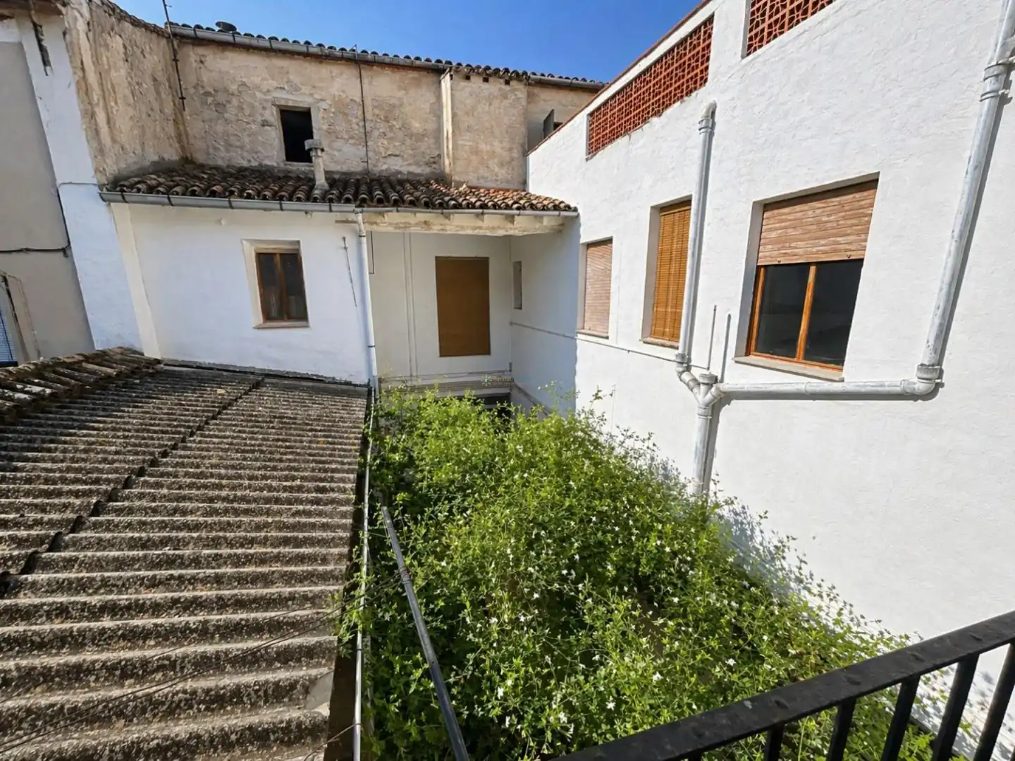 Vista exterior de Casa adosada en venda en Aielo de Malferit amb Calefacció, Terrassa i Traster