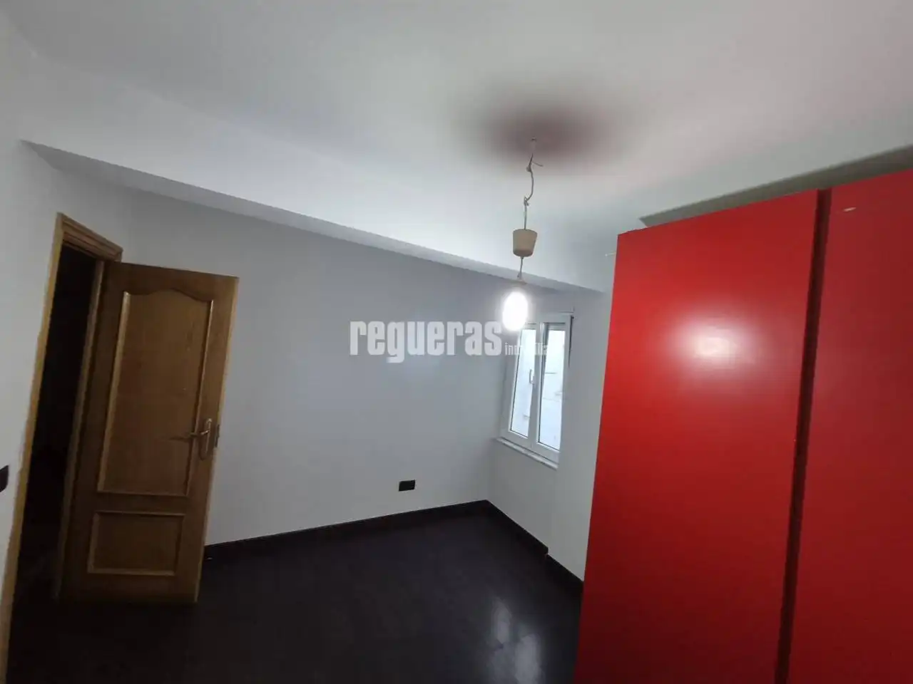 Bedroom of Flat for sale in Avilés  with Heating