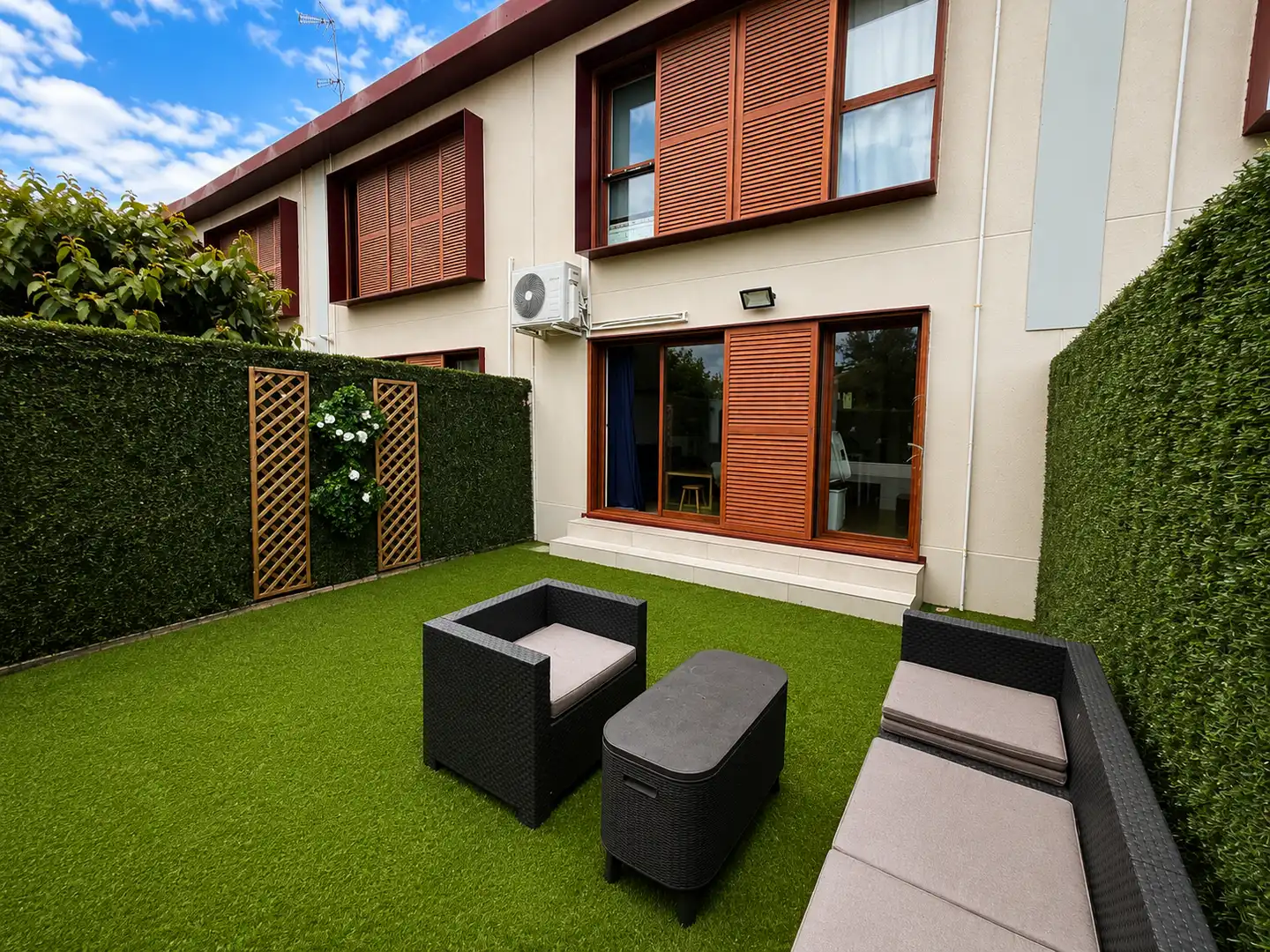 Terraza de Casa adosada en venta en Villaviciosa de Odón con Aire acondicionado, Calefacción y Jardín privado
