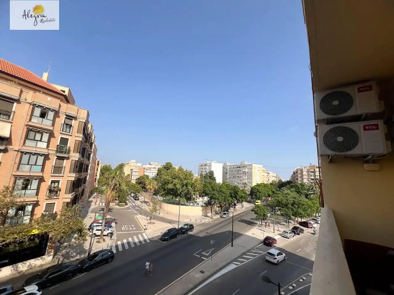 Vista exterior de Apartamento en venta en Campanar