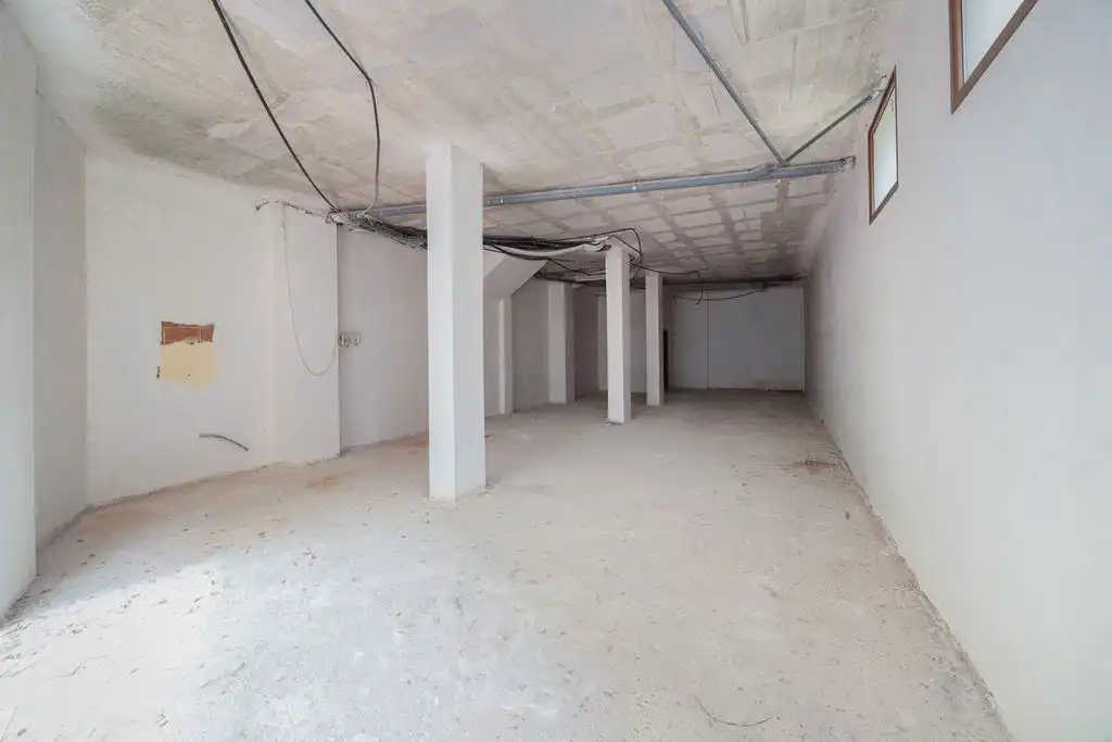 Commercial properties for sale in Monóvar  / Monòver