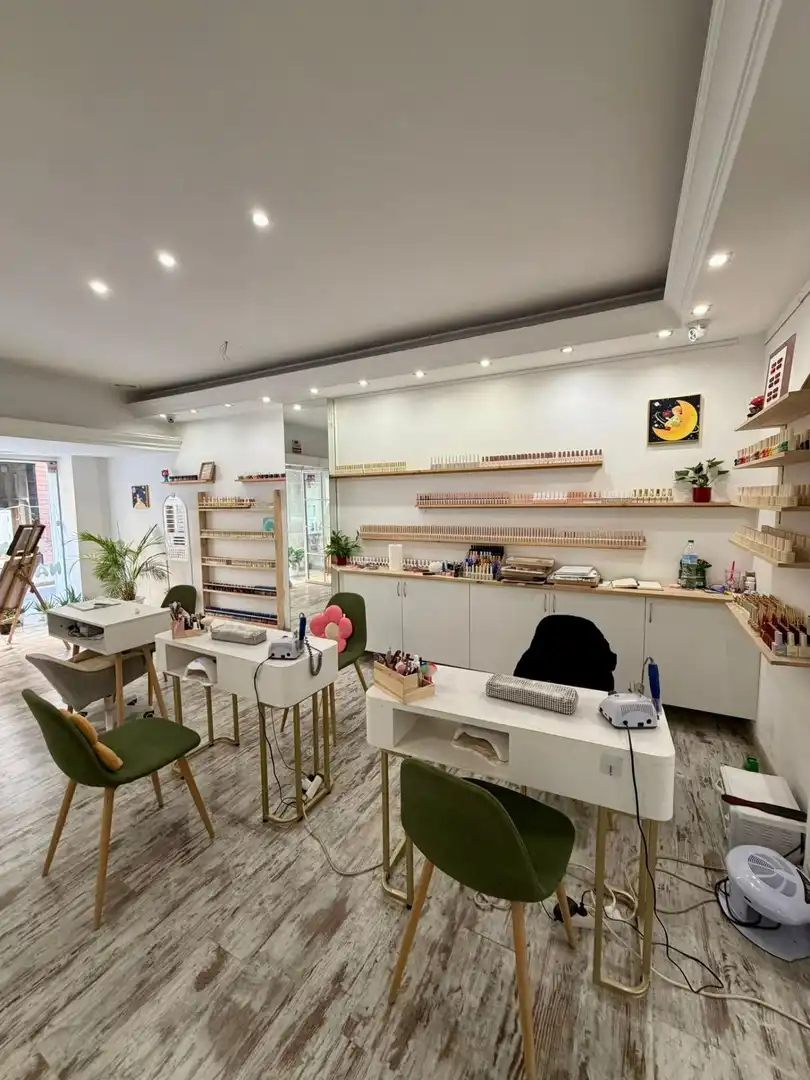 Local en traspaso en Alicante / Alacant con Aire acondicionado y Amueblado