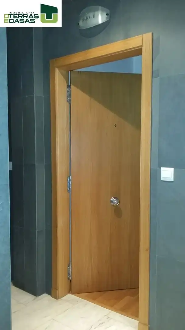 Ático de alquiler en Marín con Piscina y Piscina comunitaria